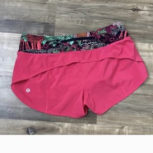 [Lululemon] Speed Up Short *2.5" Fuchsia Pink / Zen Garden Multi 6 like new